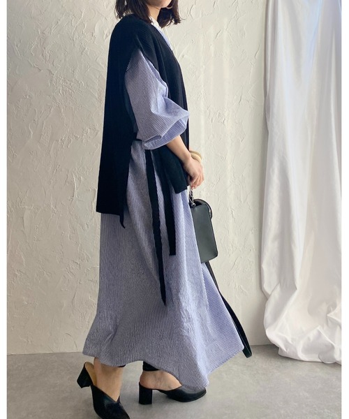 She's Closet(シーズクローゼット)の「Vネック片畦編みサイドリボン前後差ロングニットベスト(ベスト・レディース・ブラック/ブラウン/グレイッシュベージュ/グリーン/ラベンダー・FREE)」の20枚目の写真