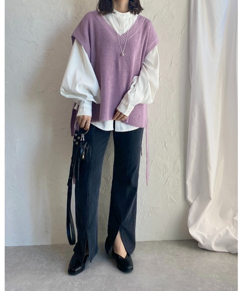 She's Closet(シーズクローゼット)の「Vネック片畦編みサイドリボン前後差ロングニットベスト(ベスト・レディース・ブラック/ブラウン/グレイッシュベージュ/グリーン/ラベンダー・FREE)」の22枚目の写真