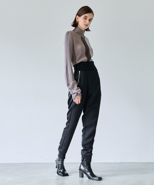 casane（カサネ）の「マルチカラーリブラインニット（ニット/セーター・レディース・ベージュ/グレー/ブラック・FREE）」の8枚目の写真