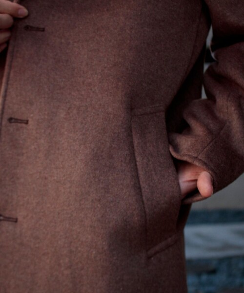 GLOSTER（グロスター）の「【GLOSTER/グロスター】Wool Beaver メルトン チェスターコート（チェスターコート・メンズ・オリーブ/キャメル/ダークネイビー・S/M/L）」の10枚目の写真