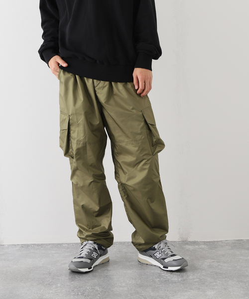 FIRST DOWN(ファーストダウン)の「【FIRST DOWN / ファーストダウン】 CARGO PANTS DICROS MAURI RIP(カーゴパンツ・メンズ・ブラック/カーキ・LARGE/MEDIUM)」の2枚目の写真