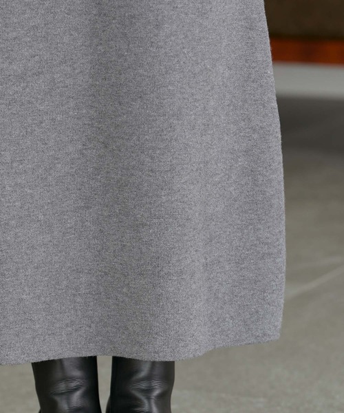 VIS（ビス）の「【前後2WAY】パール釦Iラインニットワンピース（ワンピース・レディース・ベージュ系その他/グリーン/ブラック/グレー・FREE）」の10枚目の写真