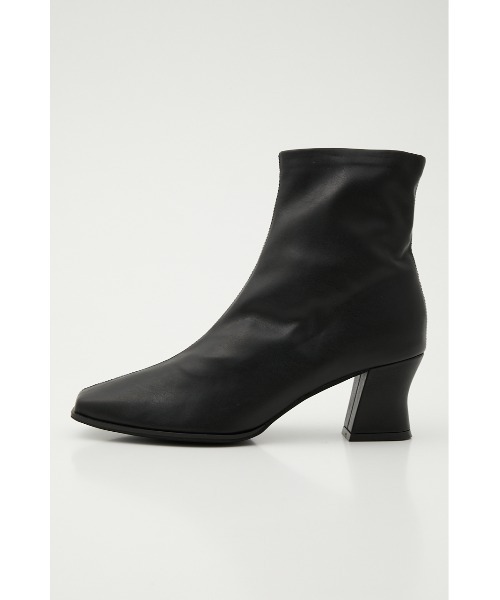 SLY(スライ)の「MINIMAL SQUARE BOOTS ミニマル スクエアブーツ(ブーツ・レディース・ブラック/アイボリー・LARGE/SMALL/MEDIUM)」の13枚目の写真