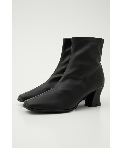 SLY(スライ)の「MINIMAL SQUARE BOOTS ミニマル スクエアブーツ(ブーツ・レディース・ブラック/アイボリー・LARGE/SMALL/MEDIUM)」の14枚目の写真