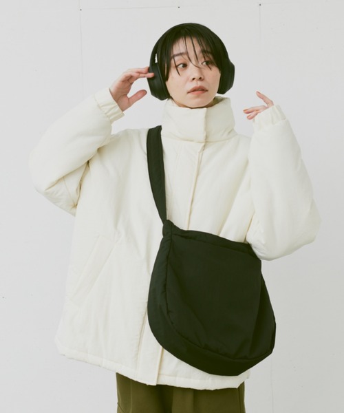 flaner（フラネ）の「nylon shoulder bag/ナイロンショルダーバッグ（ショルダーバッグ・レディース・ホワイト/ブラック・FREE）」の12枚目の写真