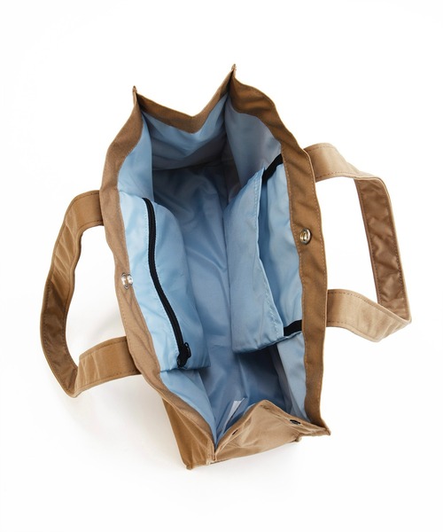 KELTY(ケルティ)の「【KELTY/ケルティ】ナイロンワイドトートバッグ/WIDE BOX TOTE S(トートバッグ・メンズ・ネイビー/モカ/タン/ブラック/ブラウン系その他/セージグリーン・FREE)」の12枚目の写真