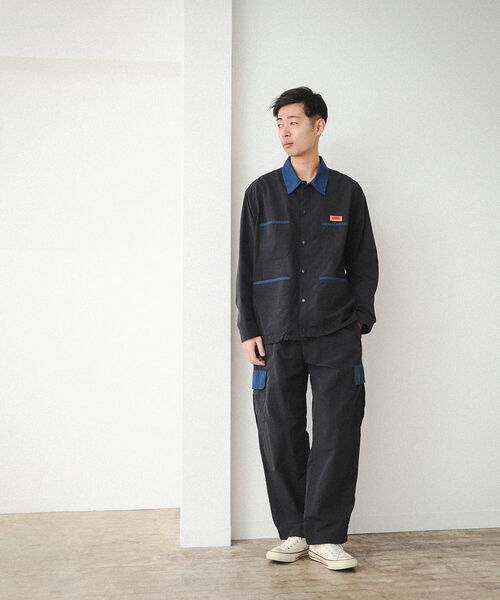 UNIVERSAL OVERALL(ユニバーサルオーバーオール)の「UNIVERSAL OVERALL × BEAMS / 別注 イージー カーゴ パンツ(カーゴパンツ・メンズ・ブラック/ネイビー/ベージュ・SMALL/MEDIUM/LARGE/X-LARGE)」の4枚目の写真