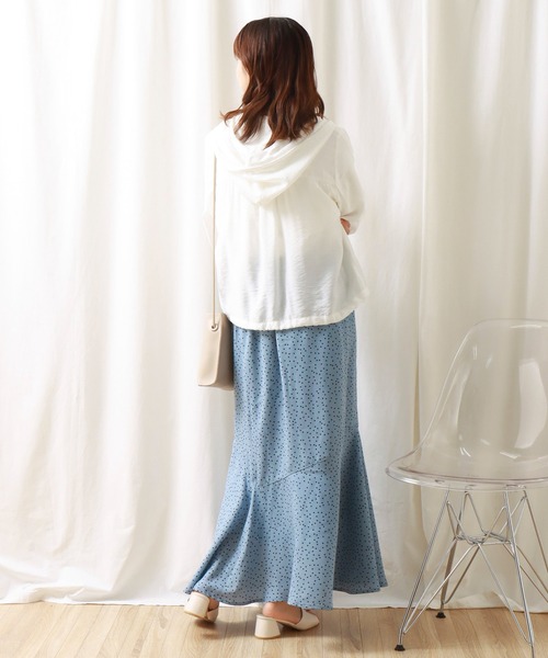 libelle more（リベル モア）の「シアーマウンテンパーカー　フード付きブルゾン（マウンテンパーカー・レディース・イエロー/ライトカーキ/ブラック/オフホワイト・M/L）」の7枚目の写真