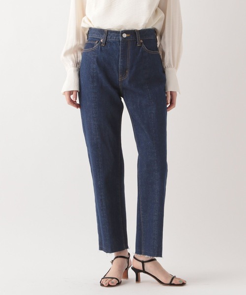 A part by（アパートバイ）の「リメイクテーパードデニム（デニムパンツ・レディース・ライトブルー/ネイビー・MEDIUM/LARGE）」の11枚目の写真