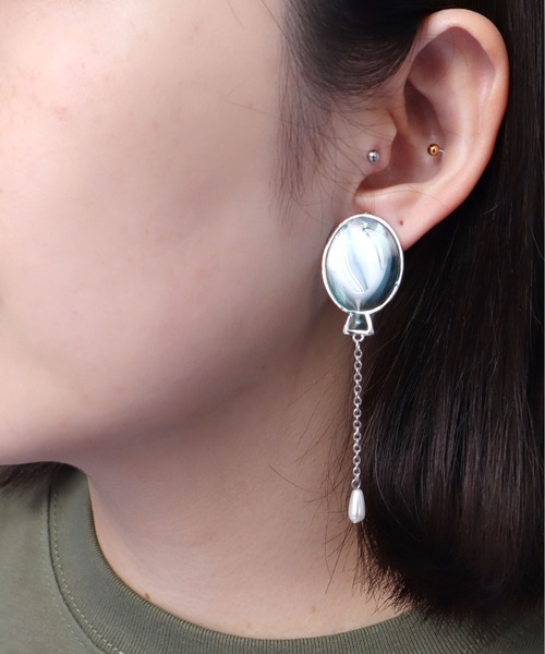 didizizi(ディディジジ)の「ふーせん ピアス/イヤリング(ピアス(両耳用)・レディース・ゴールド/シルバー系その他/ゴールド系その他/シルバー・FREE)」の6枚目の写真