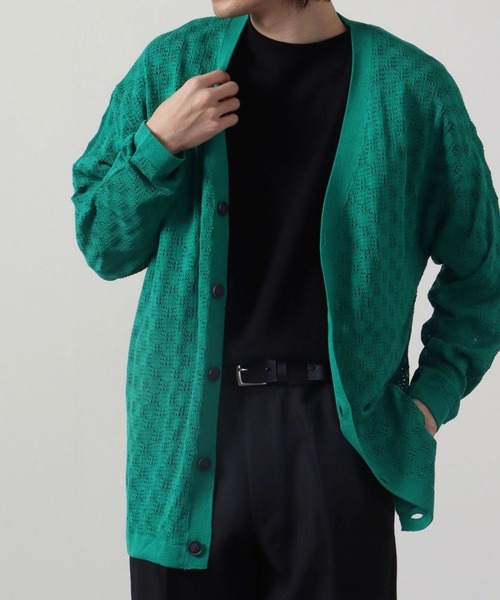 FUNALIVE（ファンアライブ）の「リネンライク 透かしメッシュ編みルーズサイズVネックカーディガン（カーディガン/ボレロ・メンズ・ケリーグリーン/ラベンダー/ワイン/ブラック/チャコールグレー/オフホワイト/グレイッシュブルー・S/M/L）」の4枚目の写真