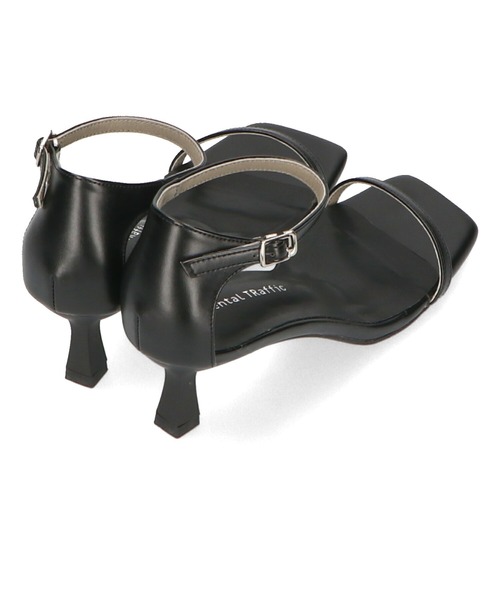 ORiental TRaffic(オリエンタルトラフィック)の「ナローストラップヒールサンダル/31292(サンダル・レディース・ブラック/シルバー/ゴールド・S/M/L/LL)」の6枚目の写真