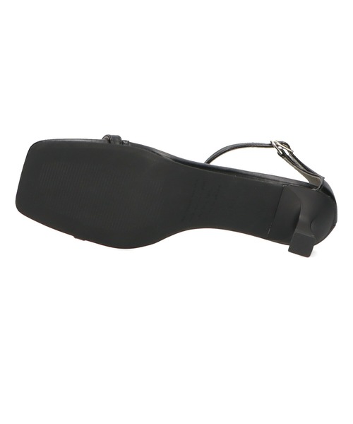 ORiental TRaffic(オリエンタルトラフィック)の「ナローストラップヒールサンダル/31292(サンダル・レディース・ブラック/シルバー/ゴールド・S/M/L/LL)」の9枚目の写真