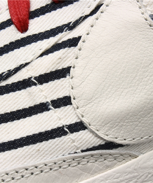 NIKE SPORTSWEAR（ナイキスポーツウェアー）の「ユニセックス ナイキ ブレイザー プレミアムビンテージ NIKE BLAZER MID PRM VNTG QS 638322-100（スニーカー・メンズ・ホワイト・26.5cm/28cm/29cm/27cm/23.5cm/24.5cm/24cm/26cm/28.5cm/27.5cm/23cm）」の4枚目の写真