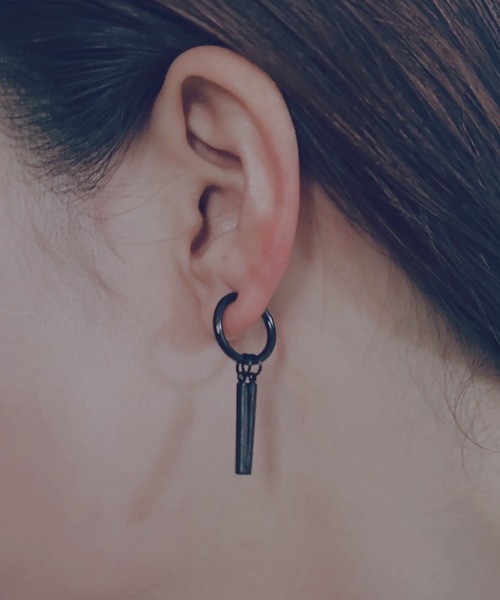 SBG（エスビー）の「SBG バーデザインピアス/イヤリング（ピアス（片耳用）・メンズ・シルバー系その他/ブラック/ブラック系その他/シルバー・FREE）」の13枚目の写真