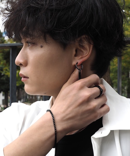 SBG(エスビー)の「SBG バーデザインピアス/イヤリング(ピアス(片耳用)・メンズ・シルバー系その他/ブラック/ブラック系その他/シルバー・FREE)」の15枚目の写真