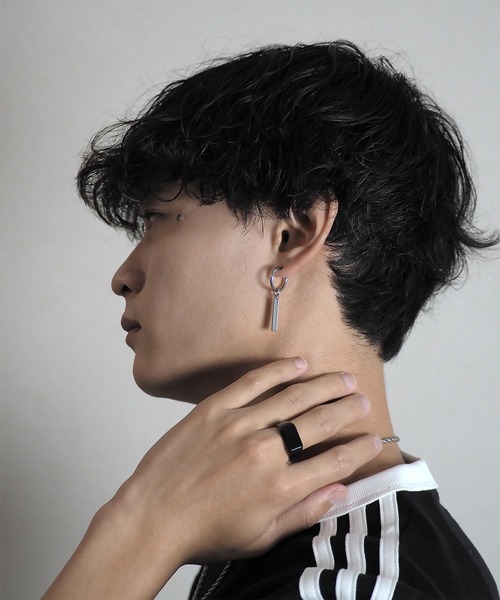 SBG(エスビー)の「SBG バーデザインピアス/イヤリング(ピアス(片耳用)・メンズ・シルバー系その他/ブラック/ブラック系その他/シルバー・FREE)」の17枚目の写真