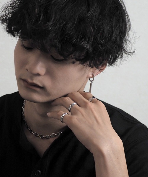 SBG(エスビー)の「SBG バーデザインピアス/イヤリング(ピアス(片耳用)・メンズ・シルバー系その他/ブラック/ブラック系その他/シルバー・FREE)」の22枚目の写真