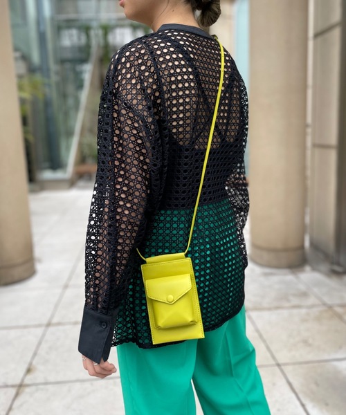 mi via loca（ミヴィアロカ）の「メッシュバンドカラーシャツ（シャツ/ブラウス・レディース・オフホワイト/グレー/ブラック・FREE）」の16枚目の写真