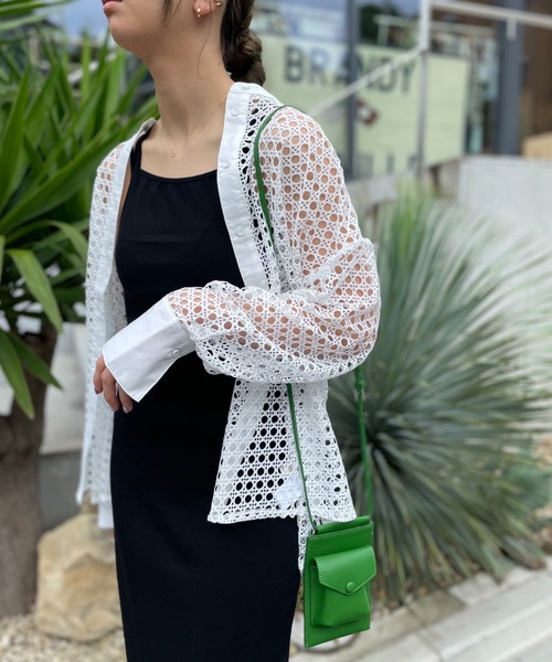 mi via loca（ミヴィアロカ）の「メッシュバンドカラーシャツ（シャツ/ブラウス・レディース・オフホワイト/グレー/ブラック・FREE）」の12枚目の写真