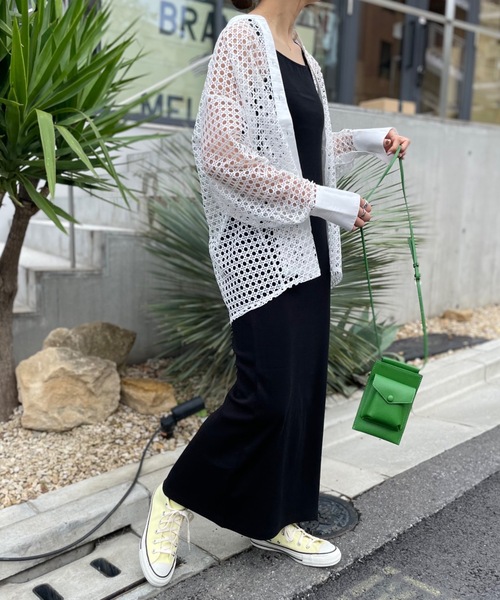 mi via loca（ミヴィアロカ）の「メッシュバンドカラーシャツ（シャツ/ブラウス・レディース・オフホワイト/グレー/ブラック・FREE）」の13枚目の写真