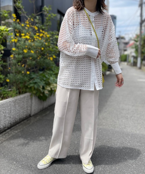 mi via loca（ミヴィアロカ）の「メッシュバンドカラーシャツ（シャツ/ブラウス・レディース・オフホワイト/グレー/ブラック・FREE）」の22枚目の写真