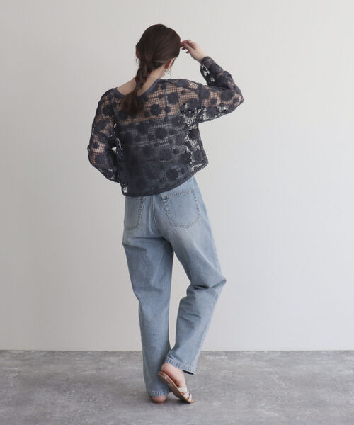 fredy emue(フレディエミュ)の「コットンレース前開きカーディガン(カーディガン/ボレロ・レディース・チャコールグレー/アイボリー・38)」の15枚目の写真