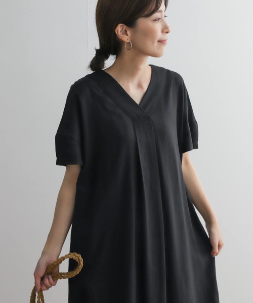 リネンレーヨンVネックミディワンピース