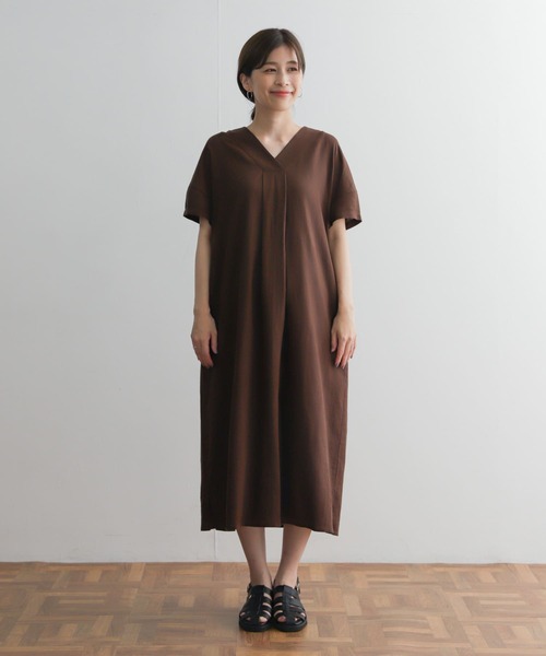 【新品】アーバンリサーチ リネンレーヨンVネック切替ギャザーワンピース リネンレーヨンVネック切替ギャザーワンピース[DRA5-26E107
