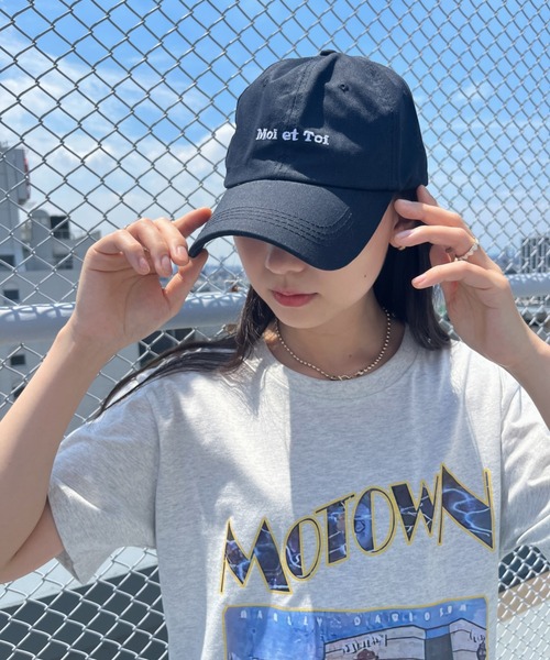 CLEA(クレア)の「【全6色】Moi et Toi ロゴ刺繍カラーキャップ(キャップ・レディース・ブラック/ライトピンク/ライトベージュ/オレンジ/ベージュ/ピンク・FREE)」の22枚目の写真