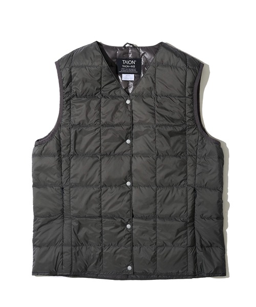 TAION（タイオン）の「【TAION / タイオン】V NECK BUTTON DOWN VEST / インナーダウンベスト TAION-W001（ダウンベスト・レディース・ブラック/カーキ/チャコールグレー/グレー/オフホワイト/サンドベージュ/ネイビー/ライトグレー/セージグリーン・SMALL/MEDIUM/LARGE/X-LARGE/XX-LARGE）」の14枚目の写真
