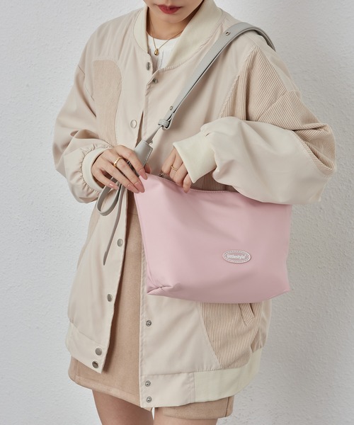 LA VORAGINE（ラ ヴォラジネ）の「配色ショルダー　ナイロンショルダーバッグ（ショルダーバッグ・レディース・グレー/ピンク・FREE）」の8枚目の写真
