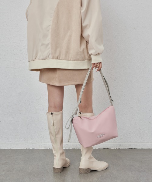 LA VORAGINE（ラ ヴォラジネ）の「配色ショルダー　ナイロンショルダーバッグ（ショルダーバッグ・レディース・グレー/ピンク・FREE）」の12枚目の写真