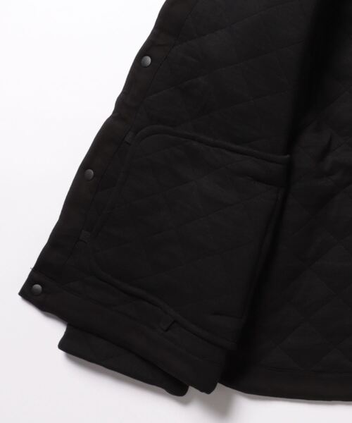 coca（coca）（コカ）の「メンズ カットキルティングノーカラージャケット（ノーカラージャケット・メンズ・ブラック・M/L）」の2枚目の写真