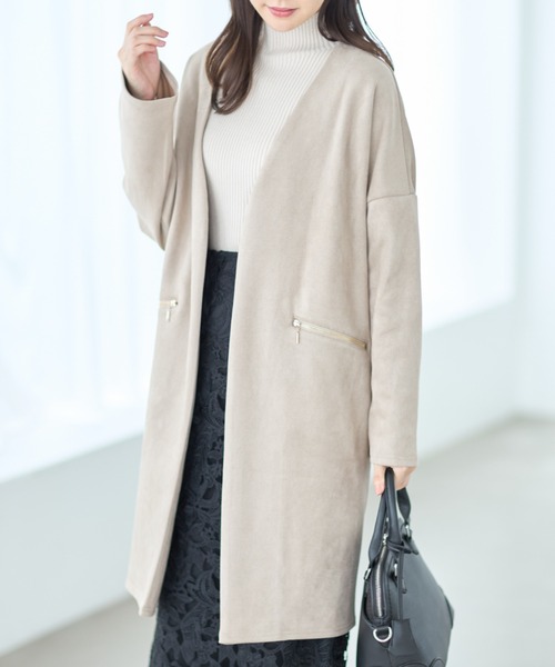tocco closet(トッコ クローゼット)の「ポケットファスナースエードポンチコーディガン(ノーカラーコート・レディース・ベージュ/グレー/モカ/グレイッシュベージュ・M)」の3枚目の写真