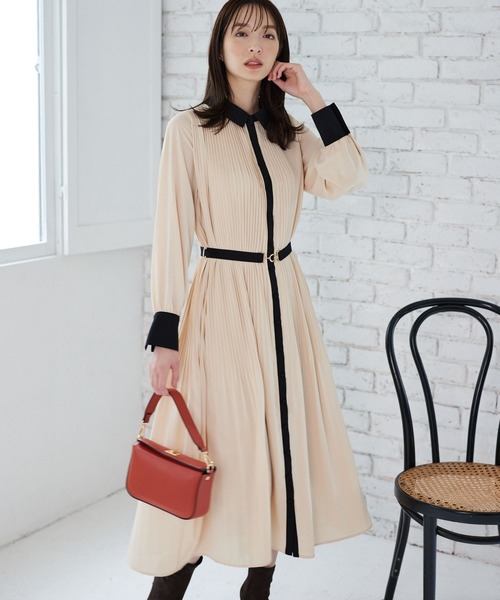 Andemiu(アンデミュウ)の「【WEB限定】2WAYレクタングルバッグ 991453(ショルダーバッグ・レディース・ベージュ/テラコッタ・FREE)」の6枚目の写真