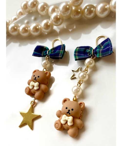 tone(トーン)の「【MUURABBTI】くまちゃんと星のチェックリボンピアス(MA)(ピアス(両耳用)・レディース・レッド/グリーン・FREE)」の7枚目の写真