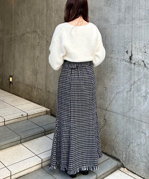 INGNI(イング)の「フェザーヤーンカシュクールクロップドニット(ニット/セーター・レディース・グレー/アイボリー/ピンク・M)」の12枚目の写真