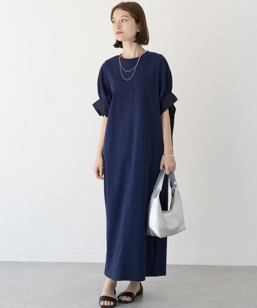 LAVEANGE(ラビアンジェ)の「カフスリボンカットワンピース(ワンピース・レディース・ネイビー/ブラック/ブラウン・M/LL/5L/4L/3L)」の22枚目の写真