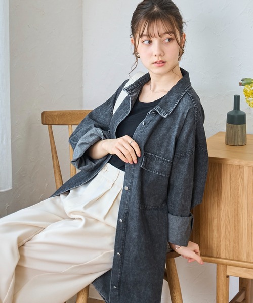 WEGO(ウィゴー)の「WEGO/デニムBIGシャツ(シャツ/ブラウス・レディース・ブラック系その他/ライトインディゴブルー/コバルトブルー・FREE)」の13枚目の写真