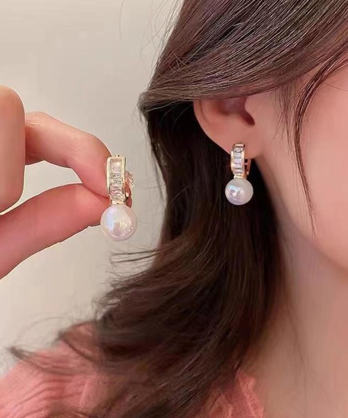 Lace Ladies(レースレディース)の「大粒 パール ビジュー リング ピアス(ピアス(両耳用)・レディース・ピンク/ホワイト・FREE)」の8枚目の写真