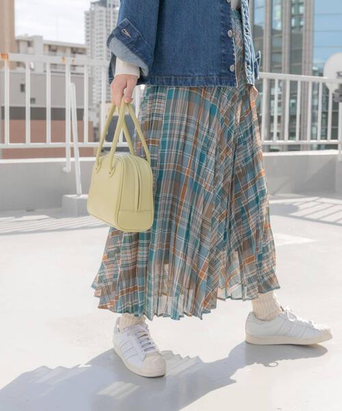 URBAN RESEARCH DOORS（アーバンリサーチドアーズ）の「アコーディオンプリーツチェックスカート（スカート・レディース・オレンジ系その他/グリーン系その他・MEDIUM）」の2枚目の写真