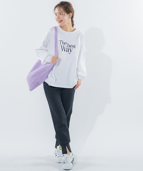 VICKY（ビッキー）の「【ビッキー定番/ロングシーズン大活躍/L号サイズ/新色登場！】裾スリットジョガーパンツ《手洗い可能》（スウェットパンツ・レディース・オフホワイト/ブラック/ベージュ/グレー・S/M/L）」の8枚目の写真