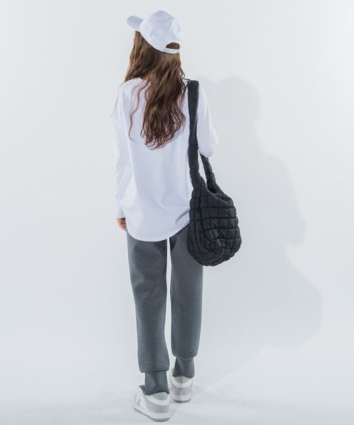 VICKY（ビッキー）の「【ビッキー定番/ロングシーズン大活躍/L号サイズ/新色登場！】裾スリットジョガーパンツ《手洗い可能》（スウェットパンツ・レディース・オフホワイト/ブラック/ベージュ/グレー・S/M/L）」の16枚目の写真