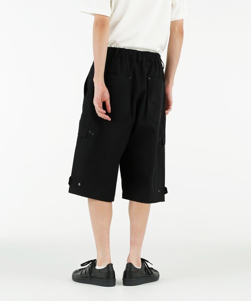 Y-3(ワイスリー)の「WRKWR SHORTS(カーゴパンツ・メンズ・ブラック・LARGE/X-SMALL/SMALL/X-LARGE/MEDIUM)」の4枚目の写真