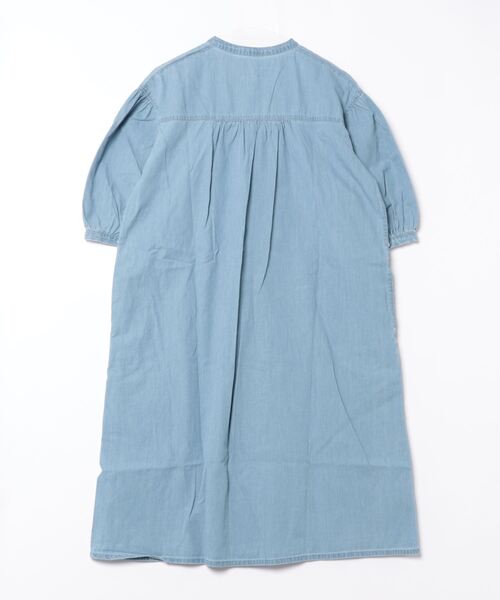 Honeys（ハニーズ）の「７分袖デニムマオカラーシャツワンピース（シャツワンピース・レディース・ライトブルー/ライトインディゴブルー・S/M/L/LL/3L）」の11枚目の写真
