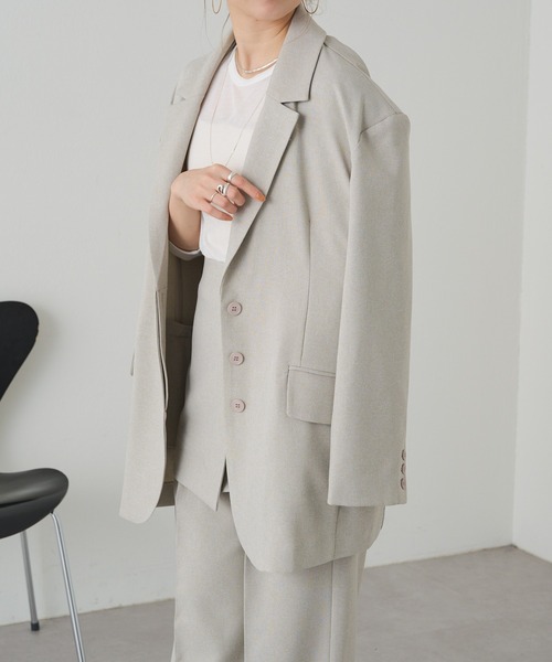 Omekashi(オメカシ)の「ビッグパワショルテーラードジャケット(テーラードジャケット・レディース・ライトグレー/ベージュ・36/38)」の8枚目の写真