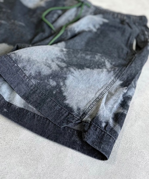 BIG FIELD（ビッグフィールド）の「ハイブリーチハーフパンツ/おとな（デニムパンツ・レディース・ブラック/ライトブルー・170cm）」の8枚目の写真