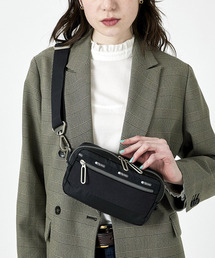 LeSportsac（レスポートサック）の「ESSENTIAL RECT XBODY