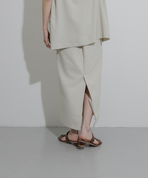 SENSE OF PLACE by URBAN RESEARCH(センスオブプレイスバイアーバンリサーチ)の「アウトポケットジップスカート(スカート・レディース・カーキ/アイボリー/ブラック/チャコールグレー・SMALL/MEDIUM)」の16枚目の写真